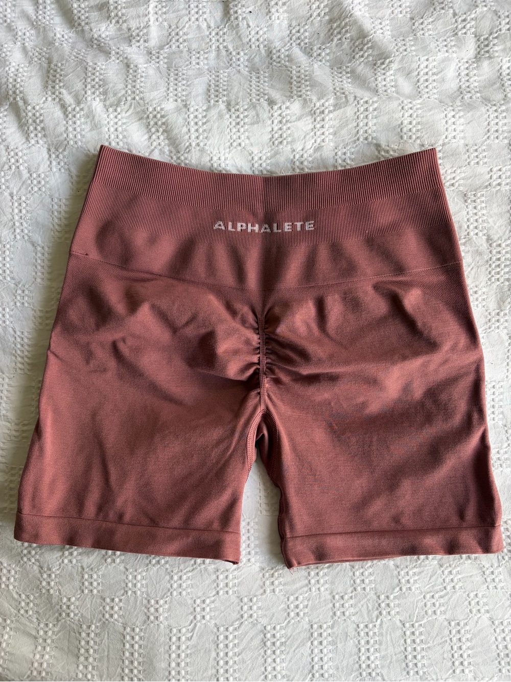 Alphalete Amplify 4.5 Shorts - Rose